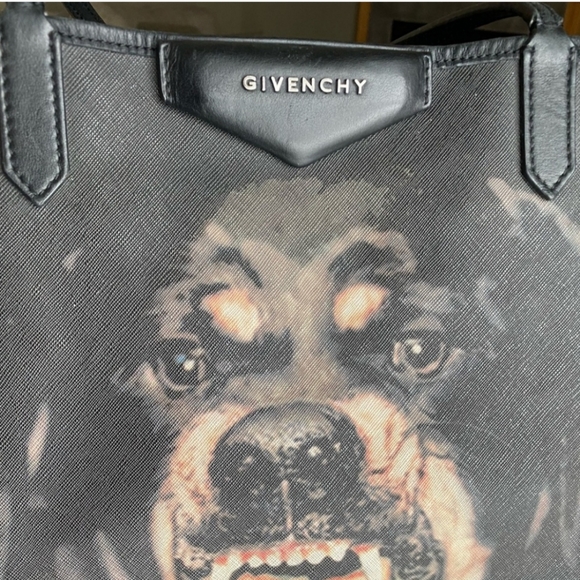 SOLD---- GIVENCHY ROTTWEILER TOTE AUTHENTIC - Picture 3 of 9